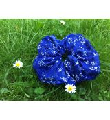 Scrunchies gumička kvietky na modrej, maxi